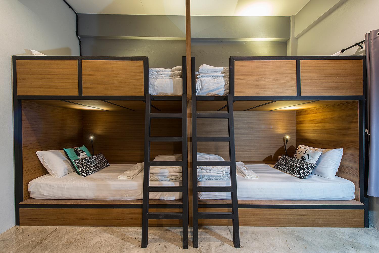 Sleep Station Hotel Surat Thani Bagian luar foto