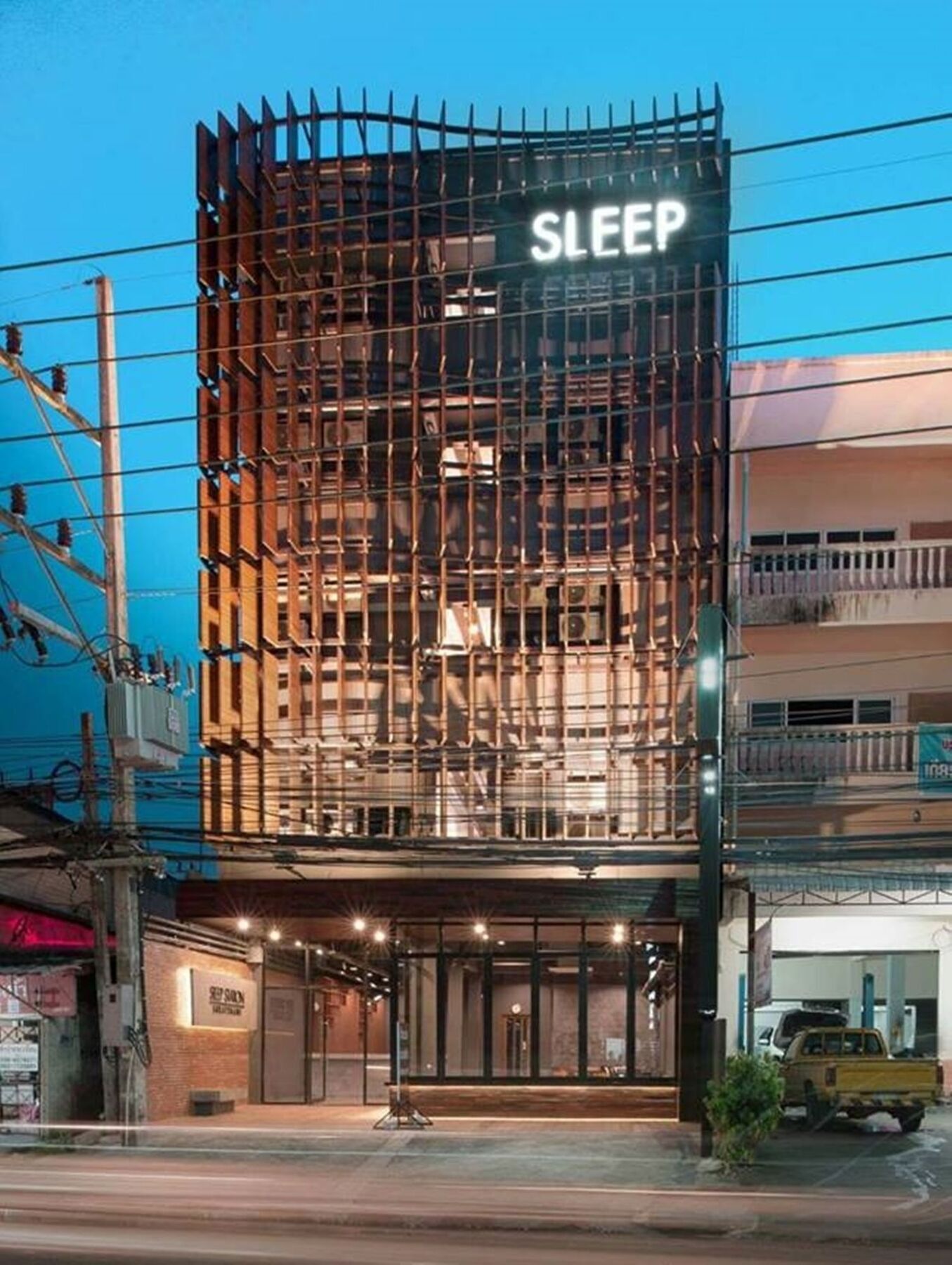 Sleep Station Hotel Surat Thani Bagian luar foto